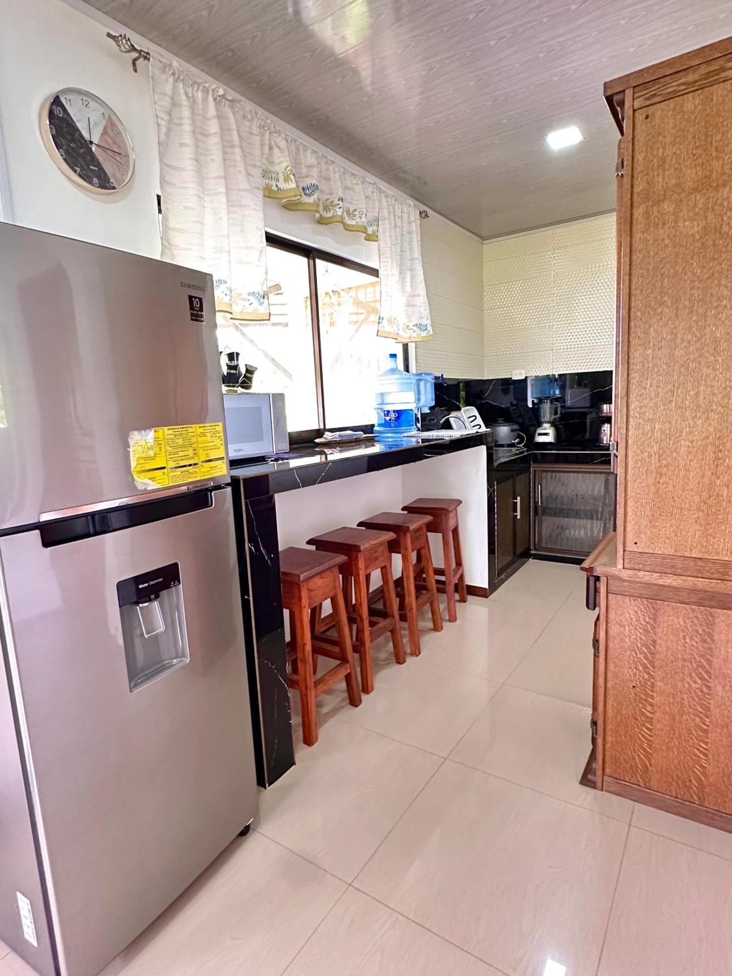 Oso Perezoso Pool Villa Puerto Viejo de Talamanca Extérieur photo