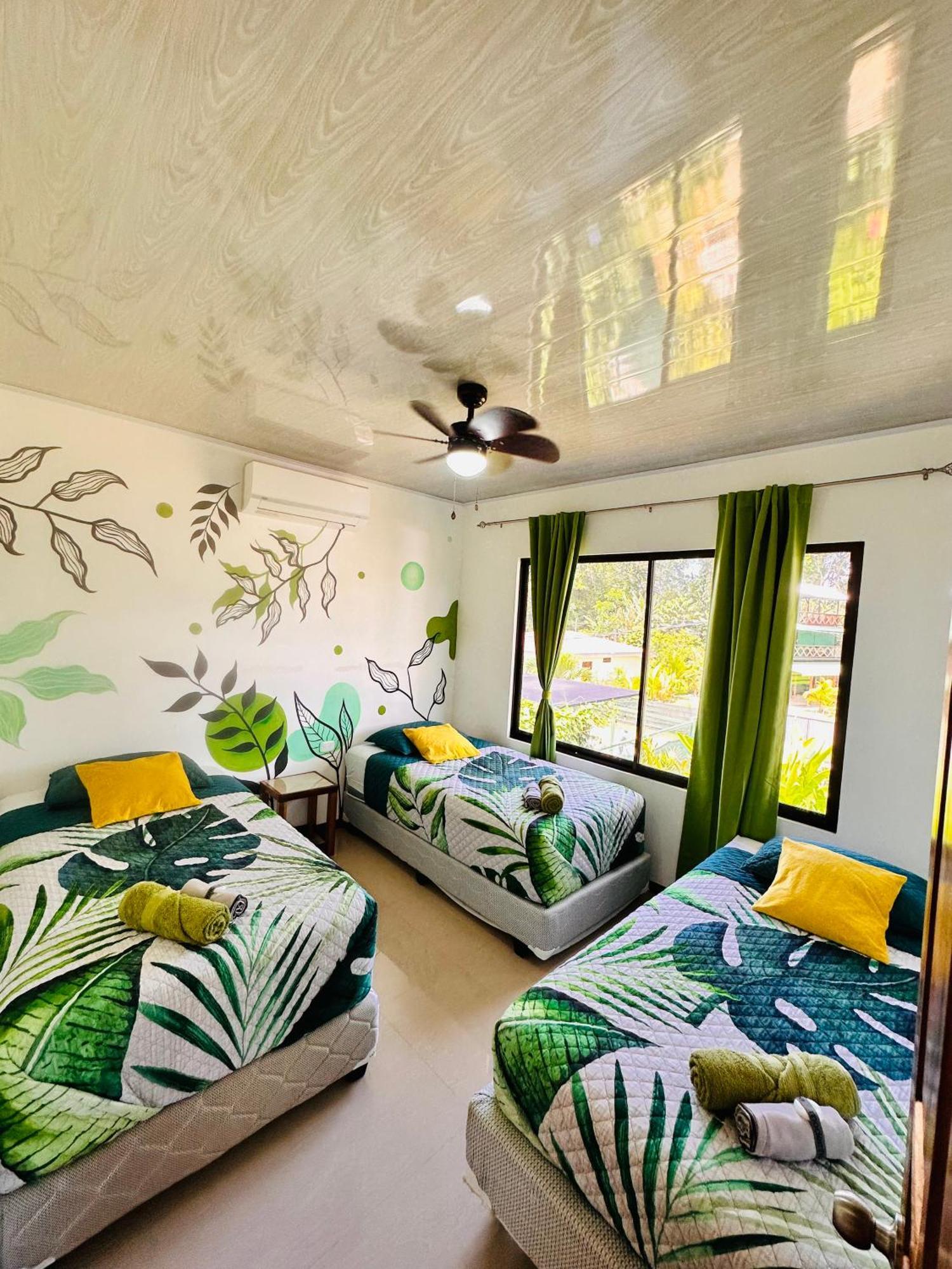 Oso Perezoso Pool Villa Puerto Viejo de Talamanca Extérieur photo